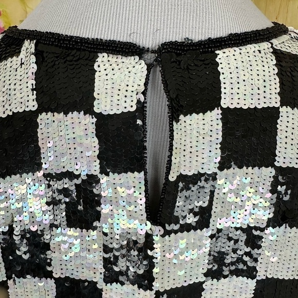 VINTAGE Black and White Checkered Silk Top Size L - Picture 10 of 12